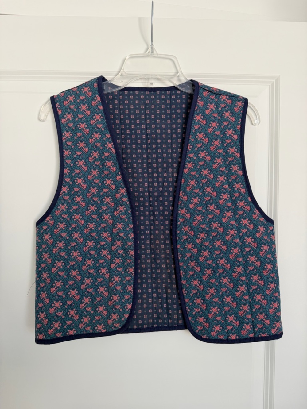 Vintage 1970s reversible quilted vest
